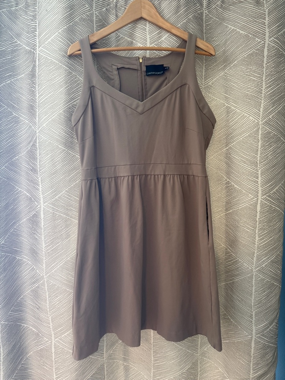 Cynthia Rowley Taupe Sleeveless V-Neck Mini Dress with pockets